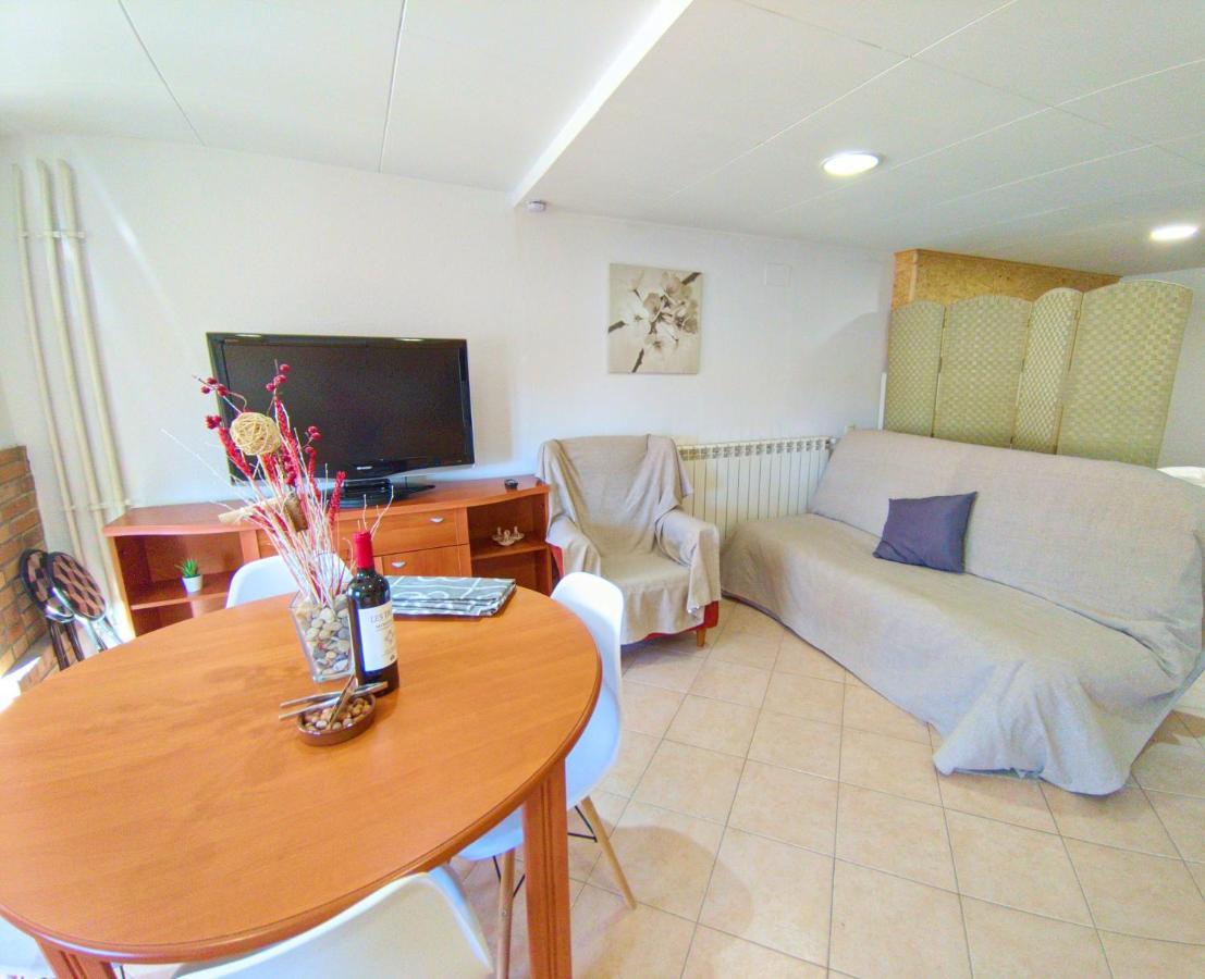Apartament Macabeu Cim Apartaments Корнуделья Экстерьер фото